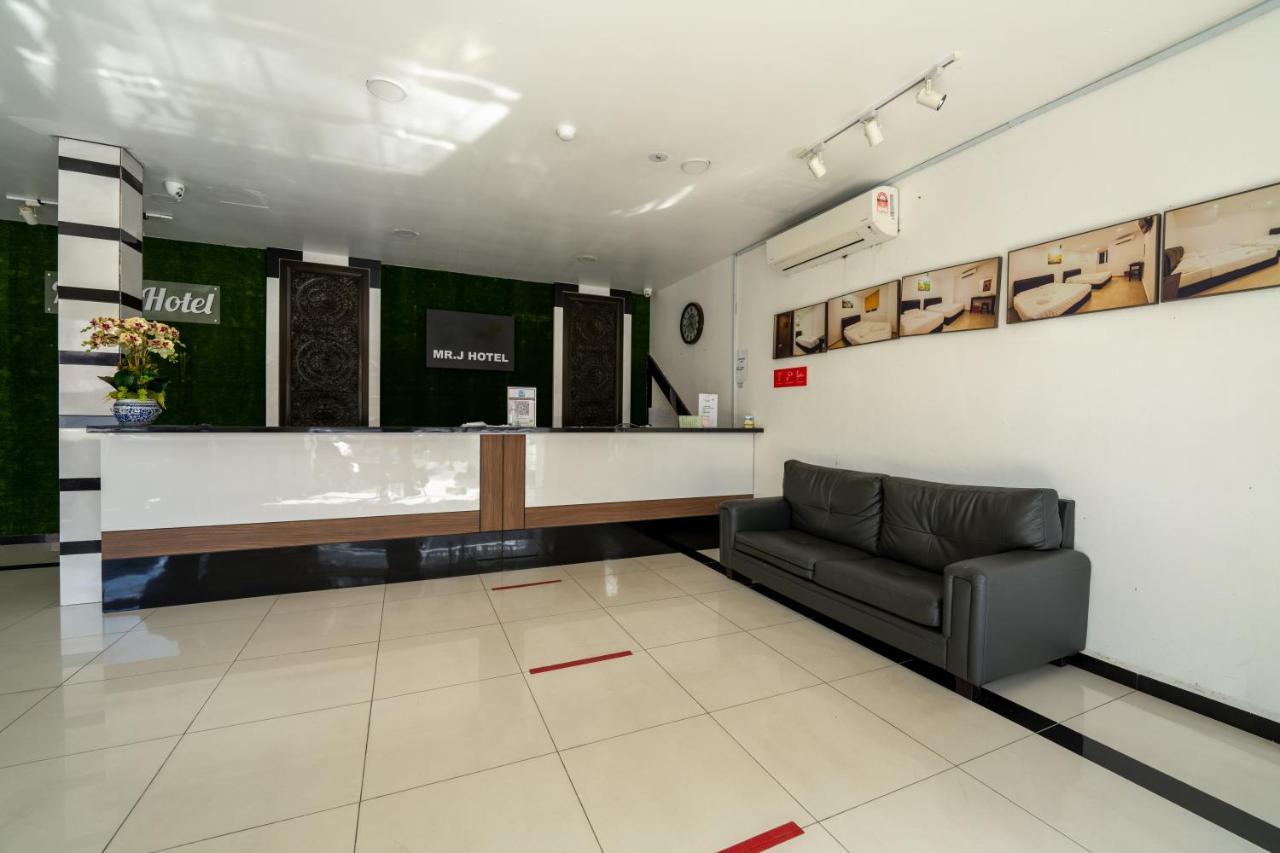 Mary J Hotel Family 10 Pax Room Kota Bharu Ngoại thất bức ảnh