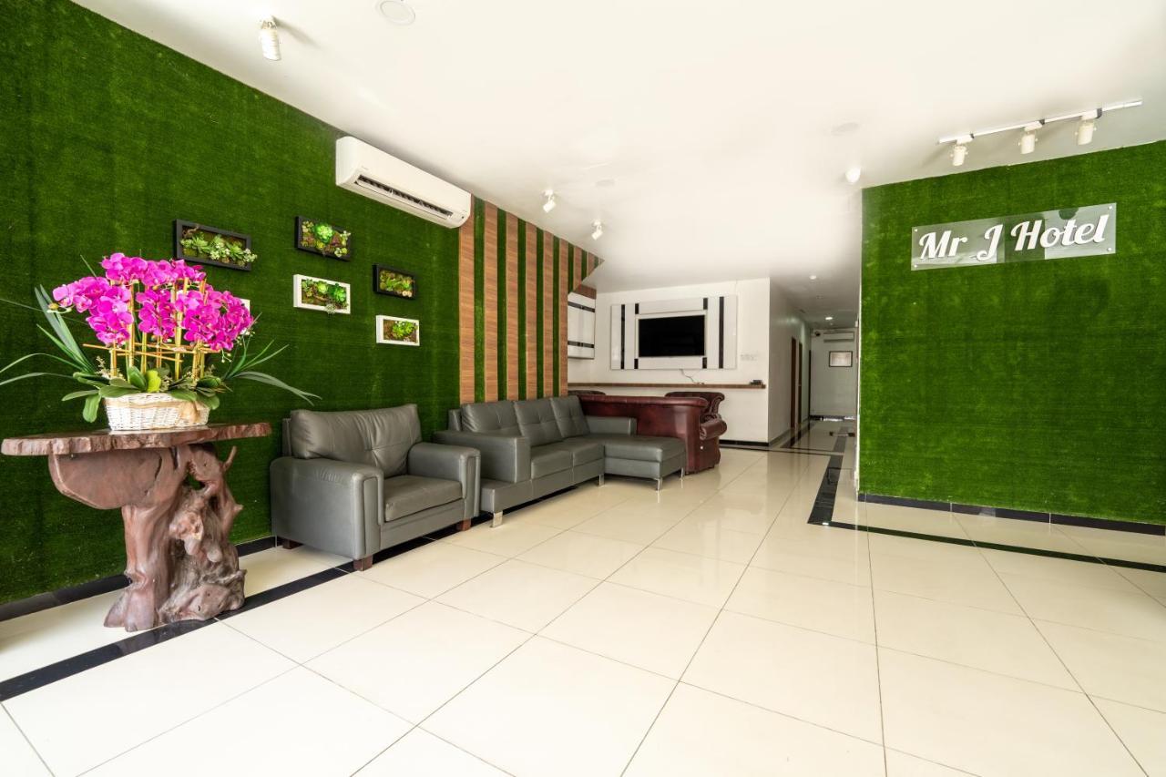 Mary J Hotel Family 10 Pax Room Kota Bharu Ngoại thất bức ảnh