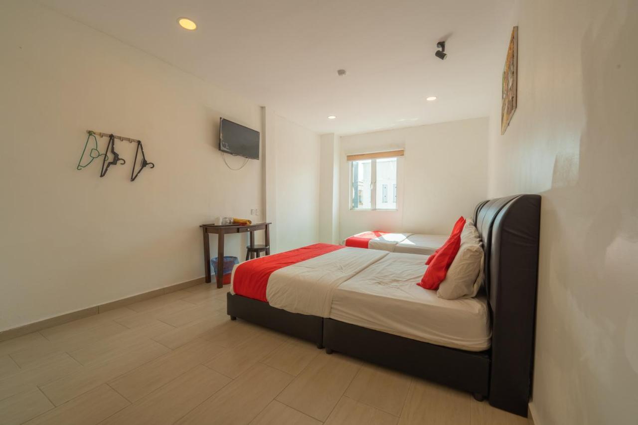 Mary J Hotel Family 10 Pax Room Kota Bharu Ngoại thất bức ảnh
